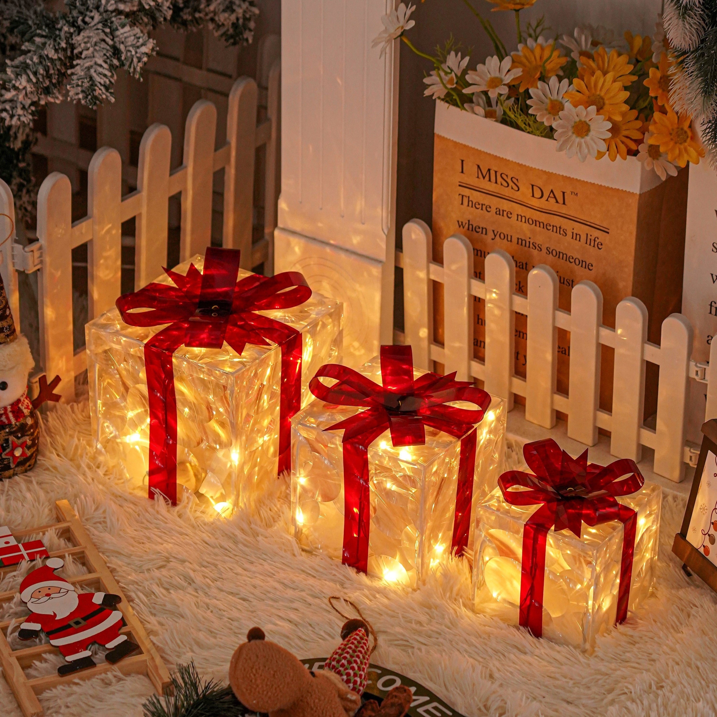 Set of 3 Lighted Christmas Gift Boxes – Warm White LED Presents with Red Bows TARHUS Christmas