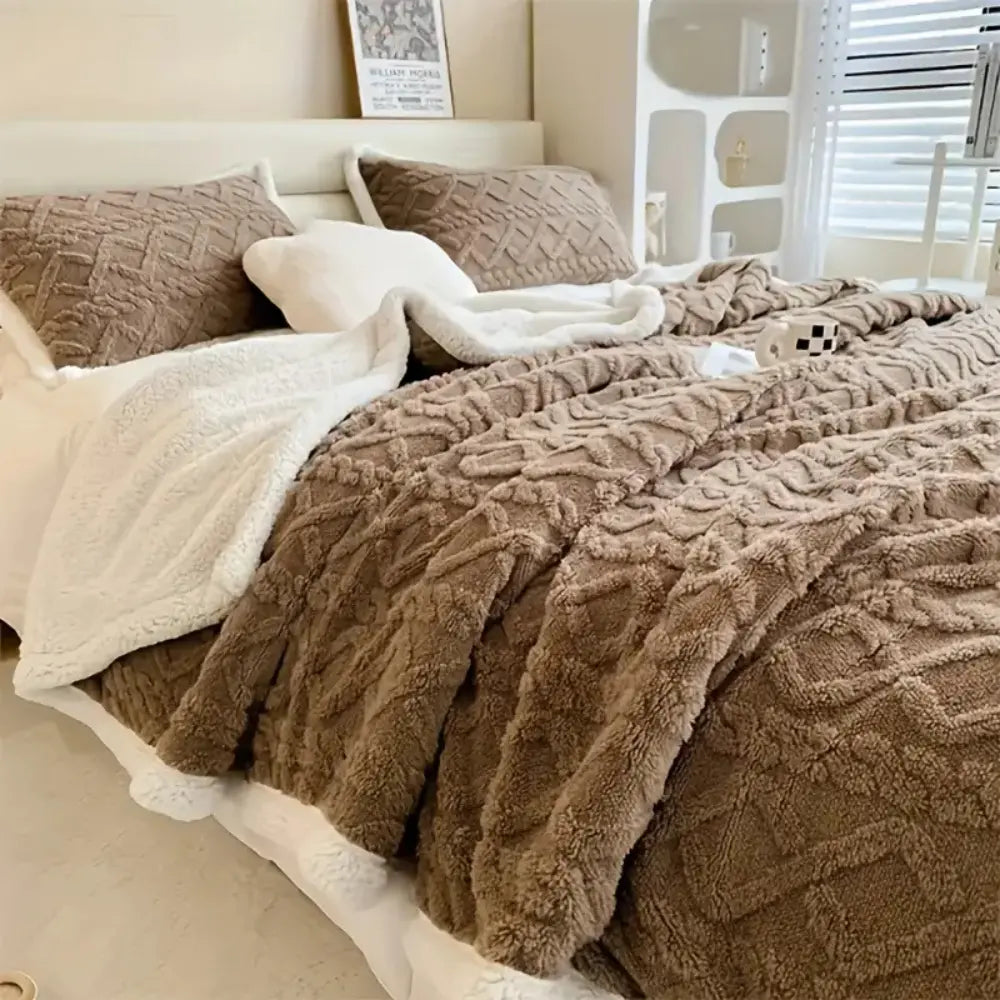 CozyNest Sherpa Blanket - TARHUS