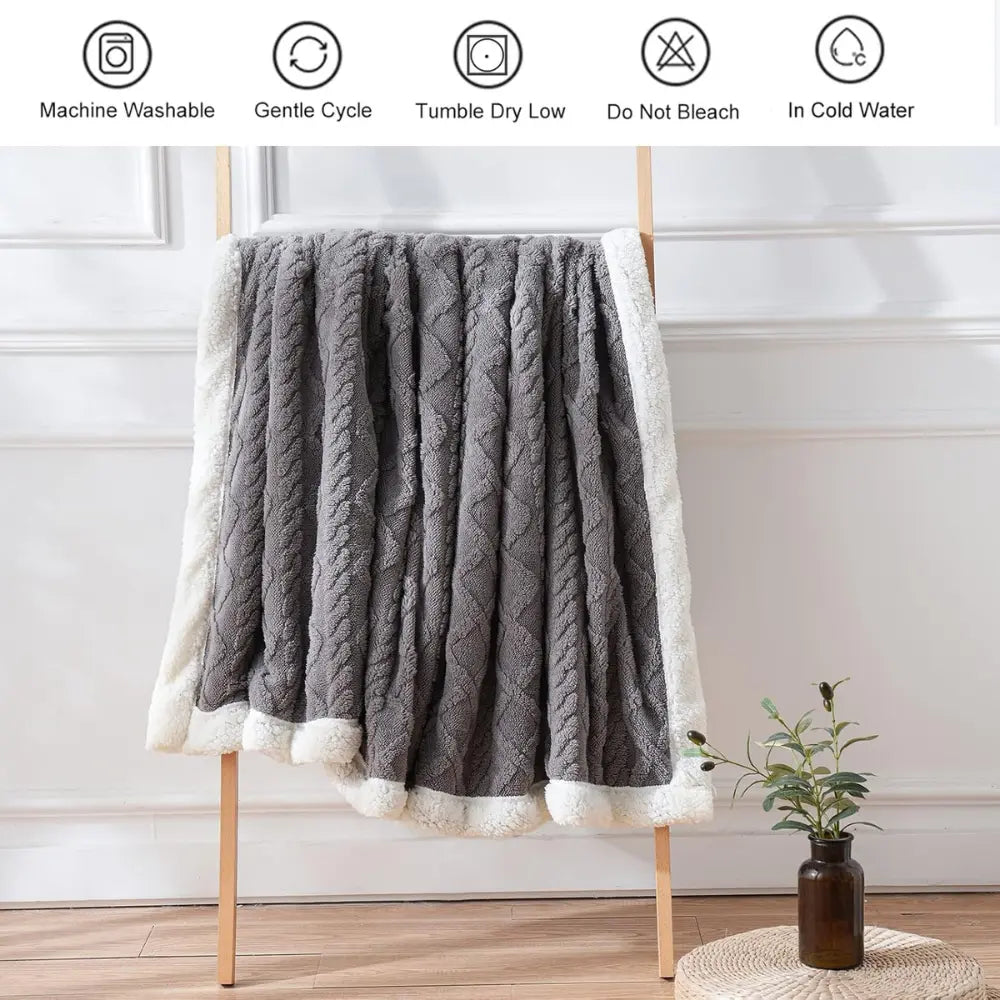 CozyNest Sherpa Blanket - TARHUS