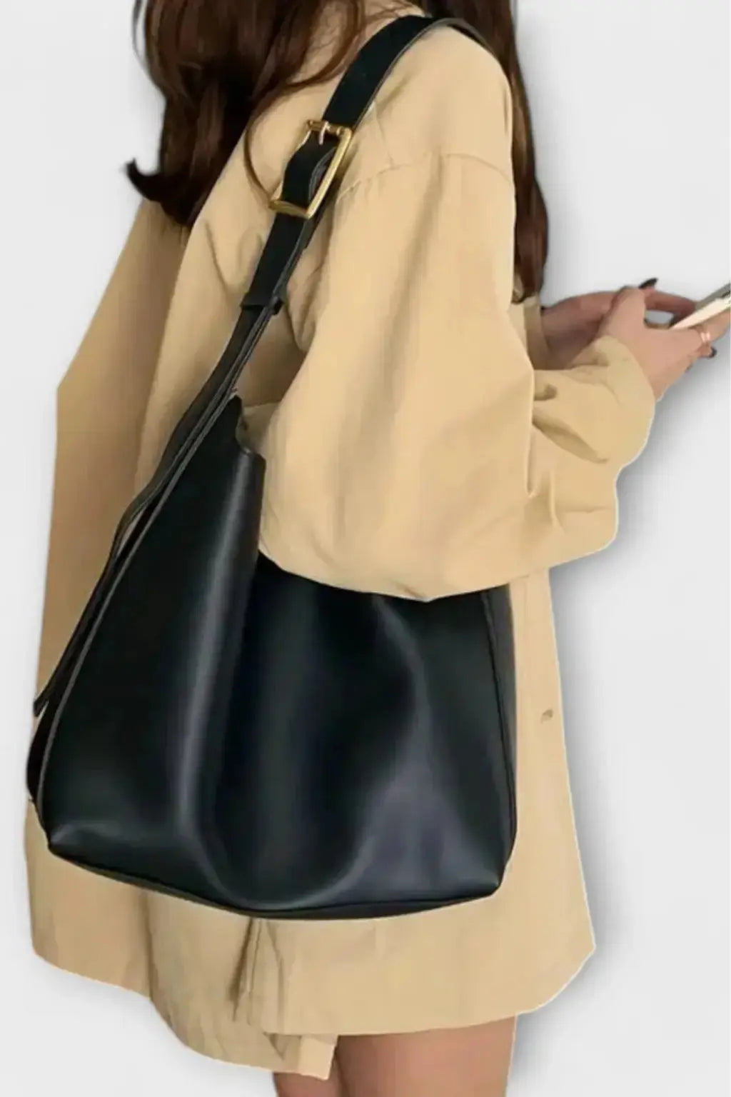 Lorne | Women Slouchy Gold Buckle Strap Shoulder Bag TARHUS