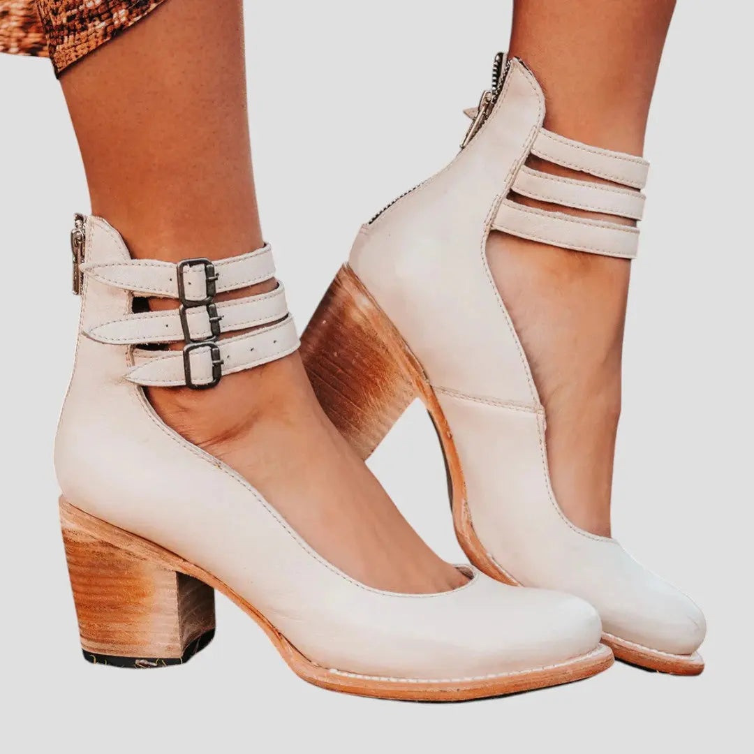 Sonia | Vintage Ankle Strap Block Heel Pumps - TARHUS