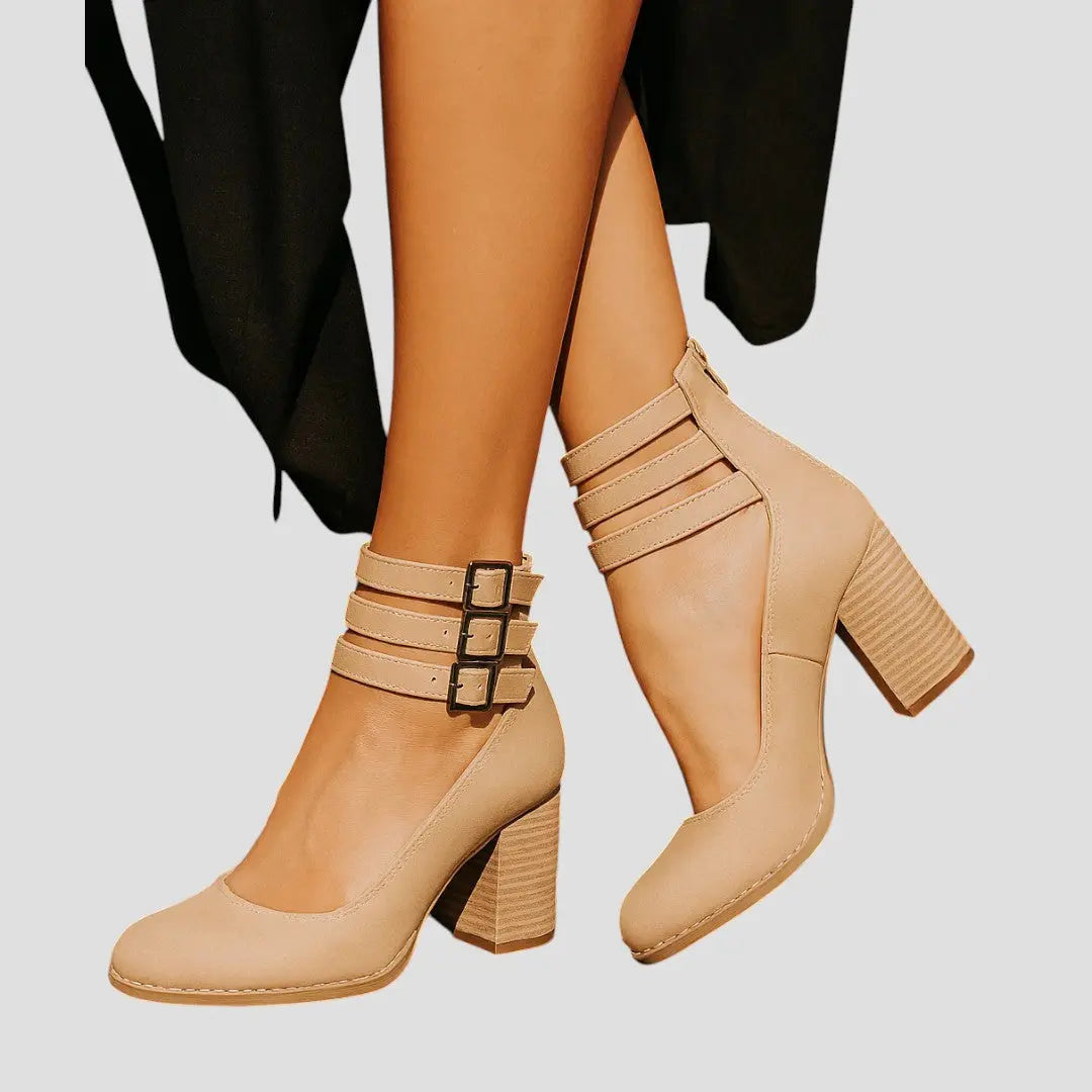 Sonia | Vintage Ankle Strap Block Heel Pumps - TARHUS