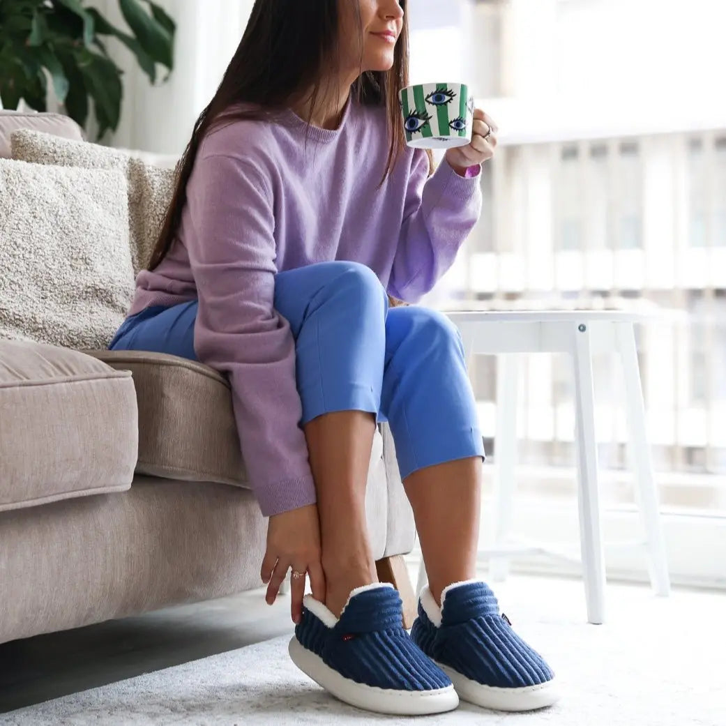 CosyPlush - Boutique Fluffy Slippers - TARHUS