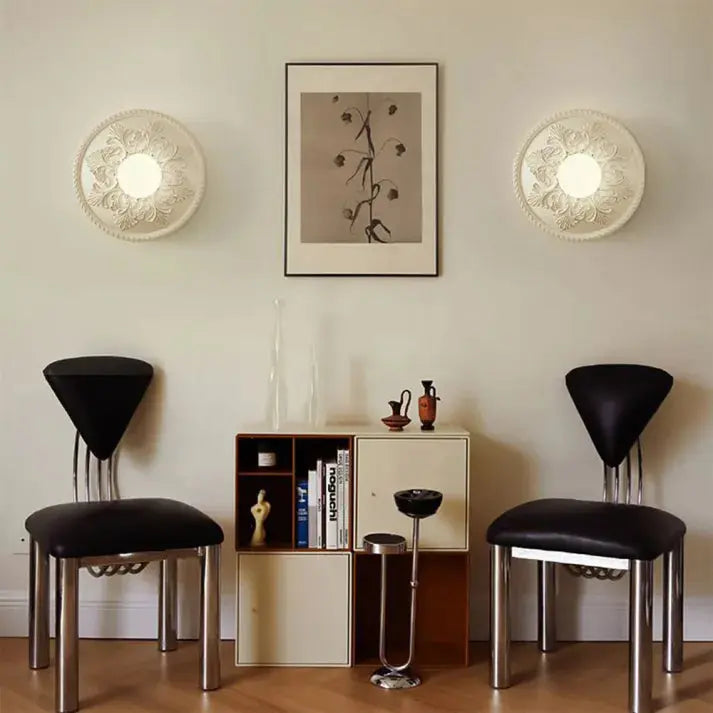 Fiora | Decorative Carved Lamp - TARHUS