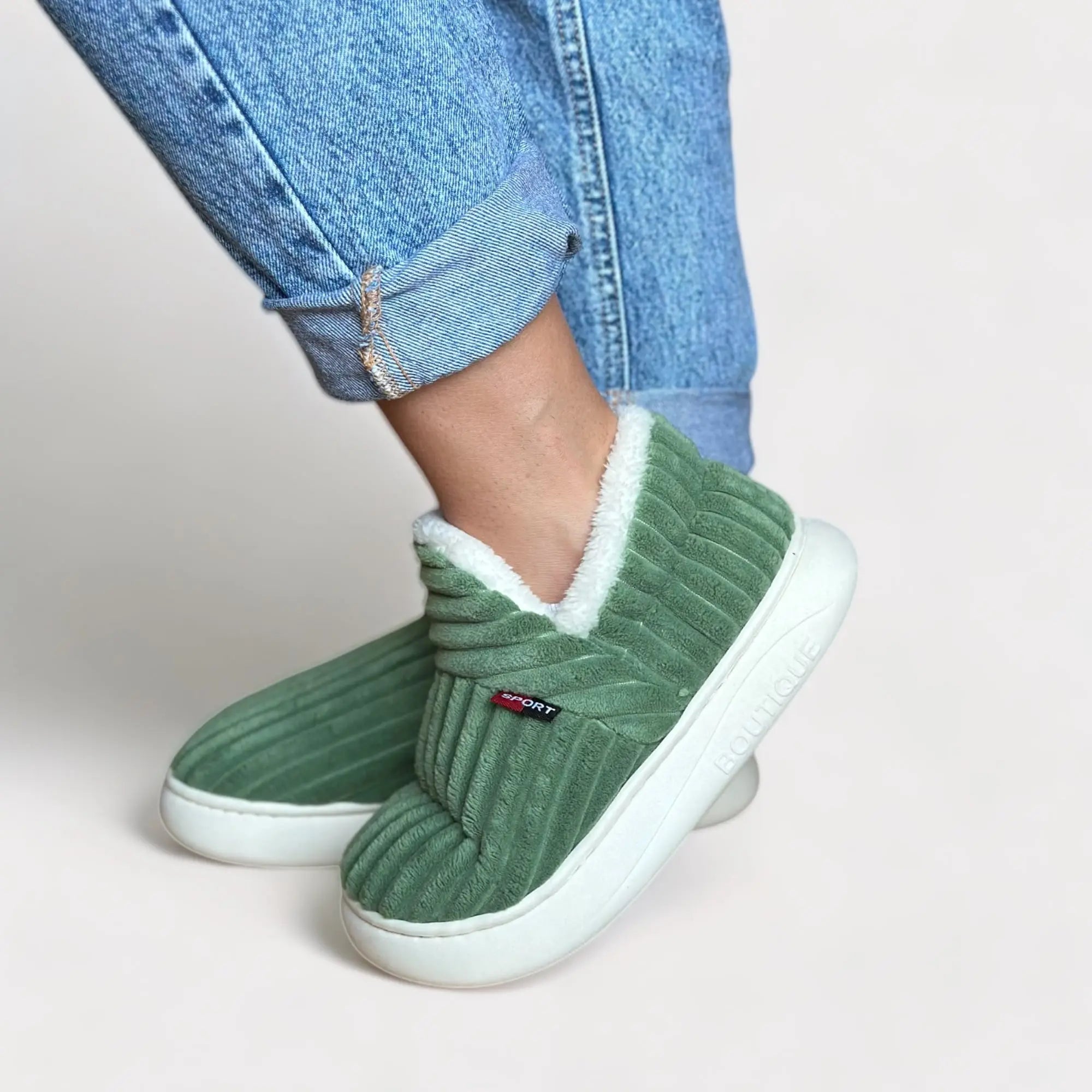 Cozy Ultra-Comfort Slippers | TARHUS. - TARHUS