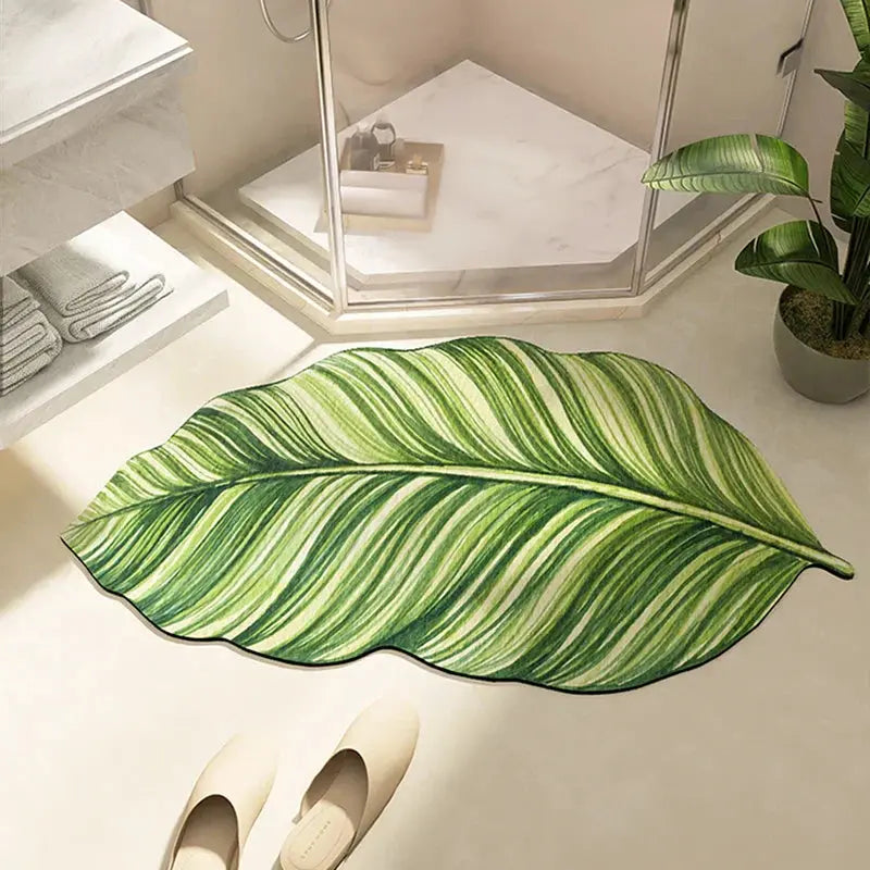 Leaf-Shaped Bath Mat • Absorbent & Anti-Slip - TARHUS