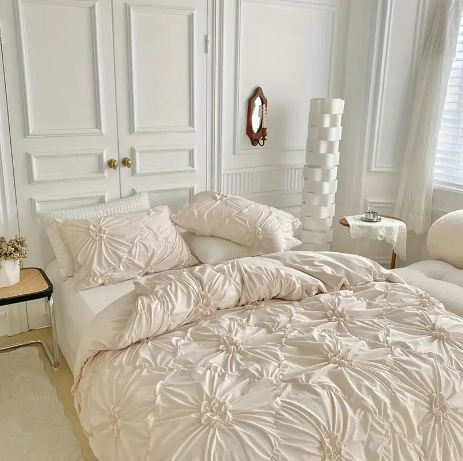 FLOWER RUFFLE | Premium Doona Cover Set - TARHUS