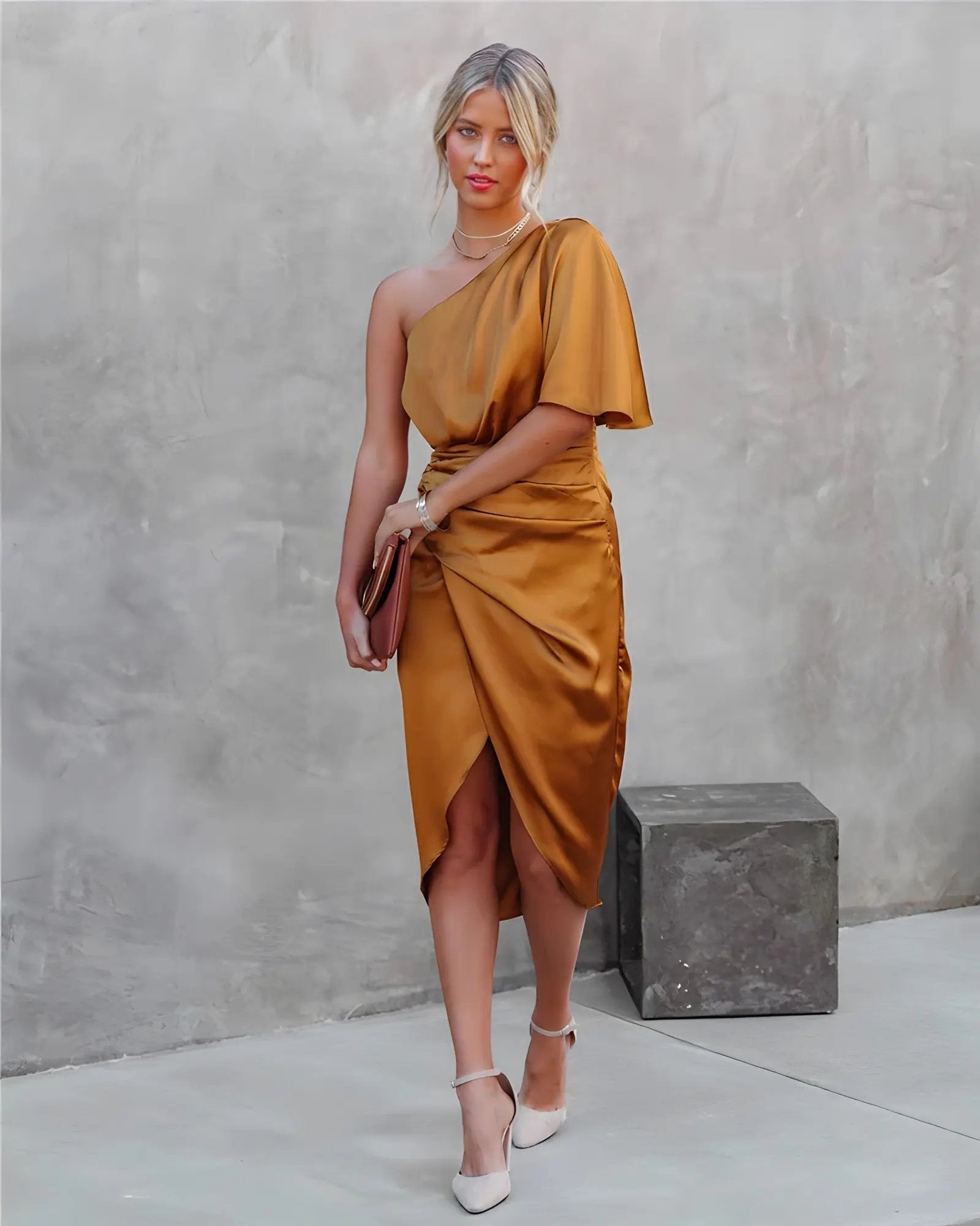 Silk Party Dress – Timeless Elegance & Luxurious Comfort | Suzy TARHUS Jurken