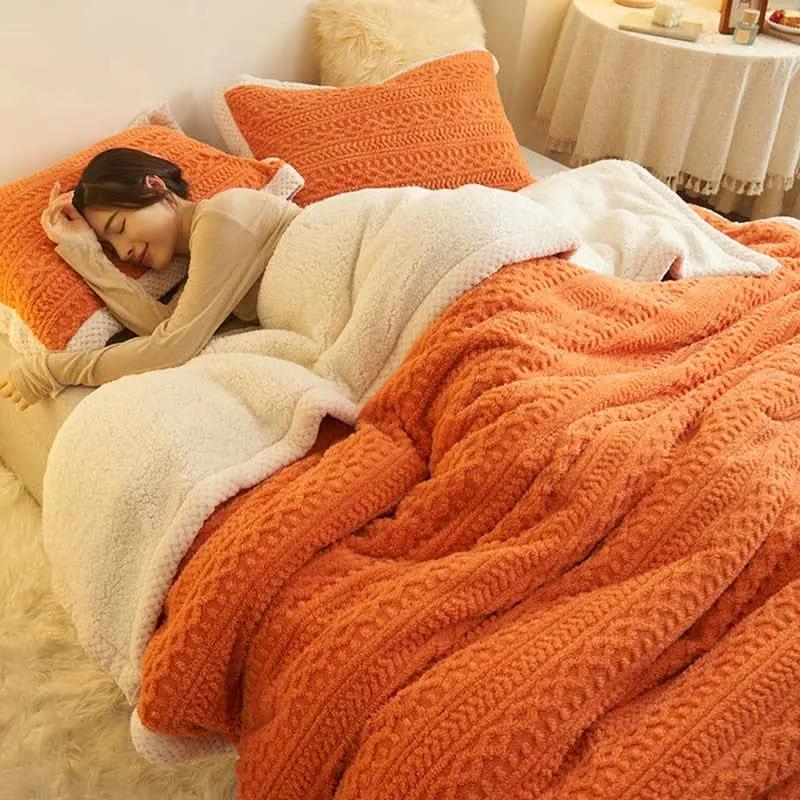 Ultra-Soft Fleece Blanket - Cozy Winter Bedding for Bedroom - TARHUS