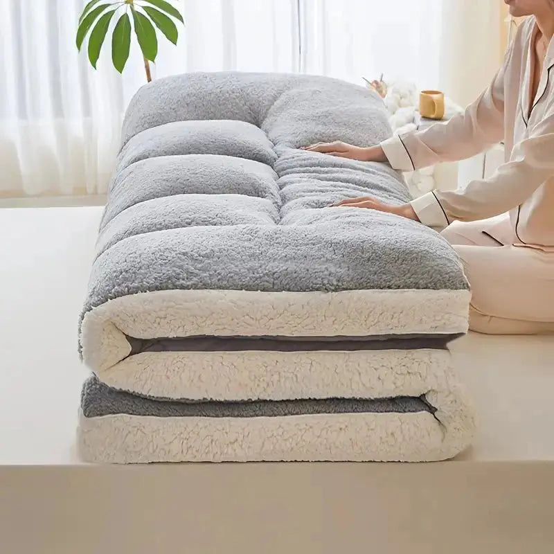 Plush Sherpa Fleece Topper - TARHUS