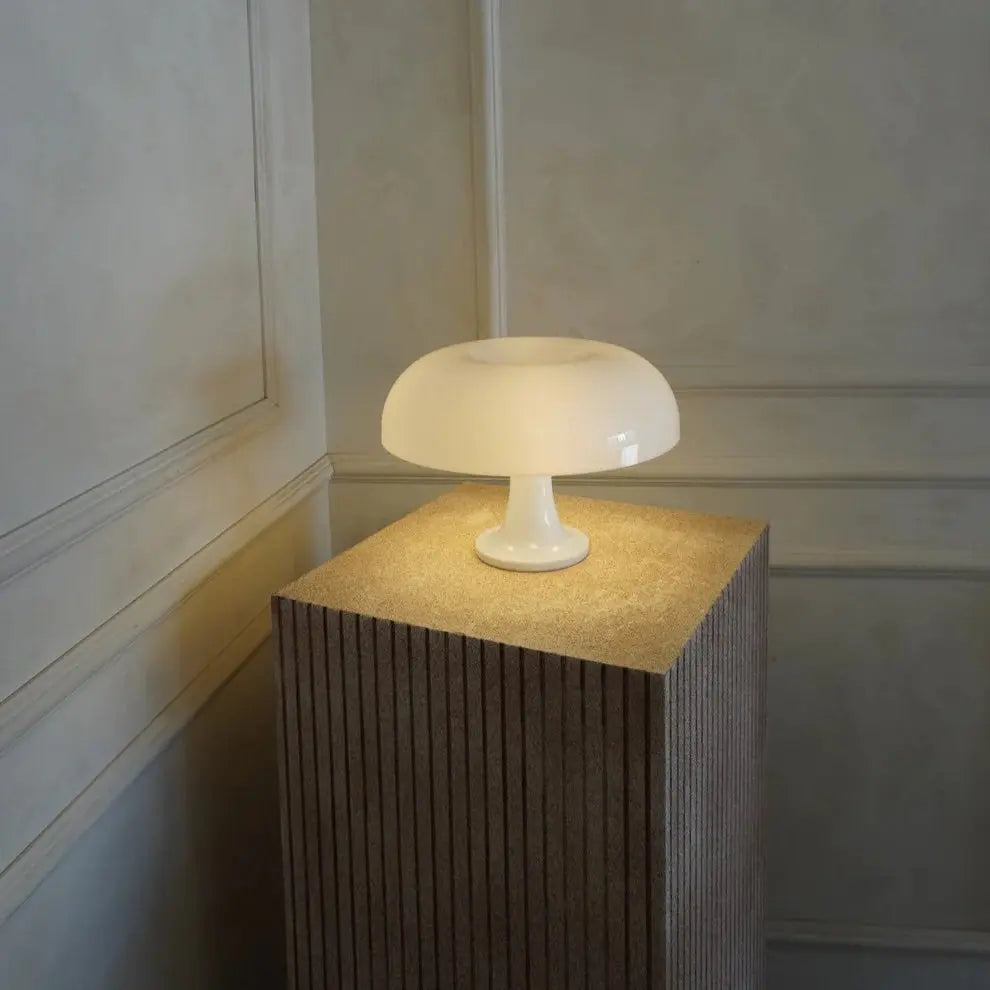 Mushroom Table Lamp – Retro LED Night Light for Bedroom, Living Room or Office Tarhus