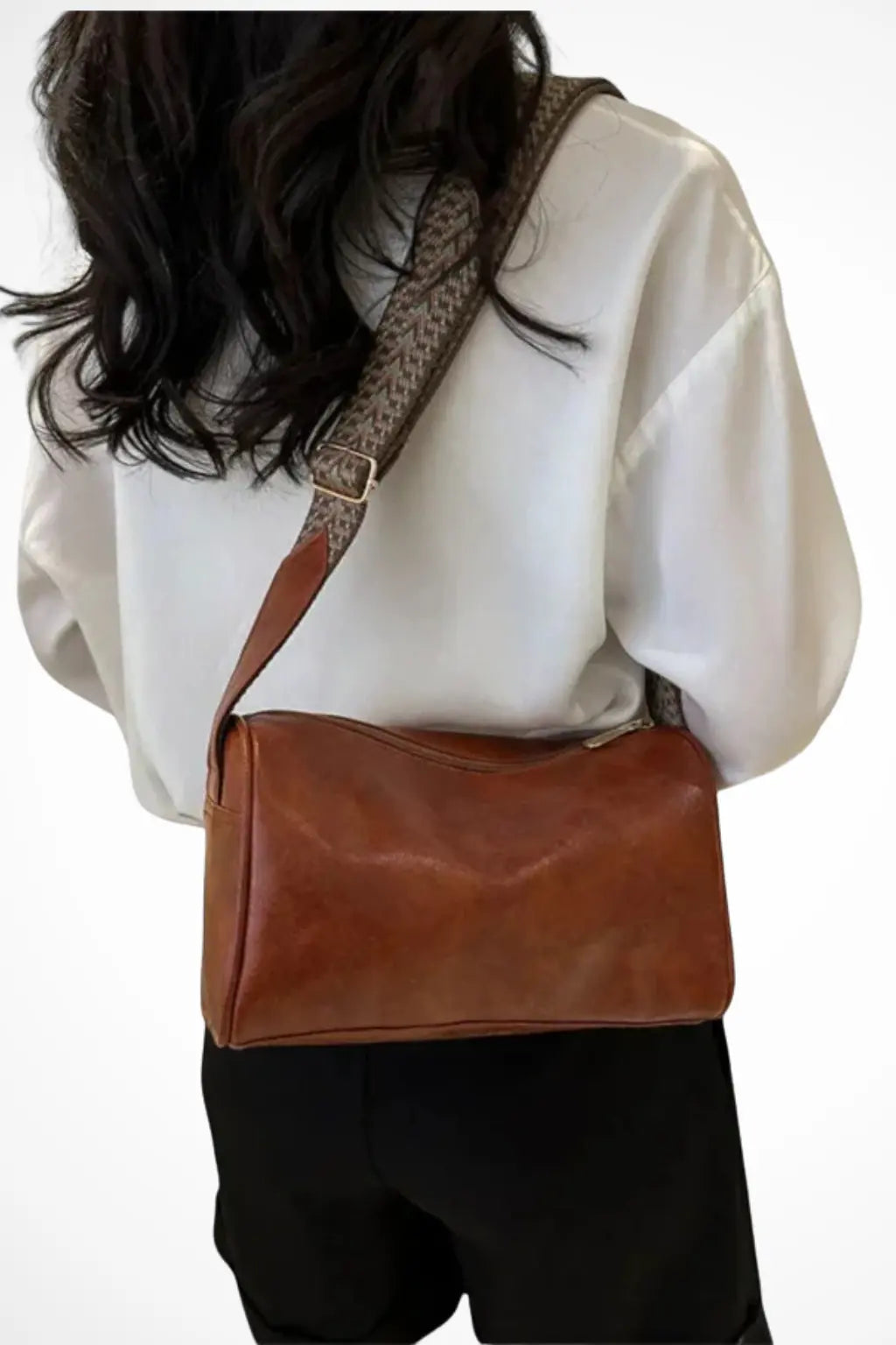 Lori | Women Wide Strap Crossbody Shoulder Bag TARHUS