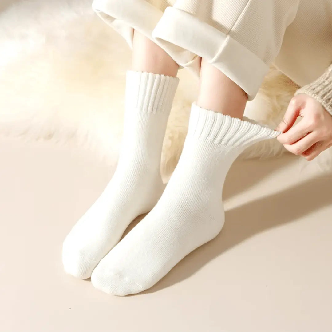 The Fleece Socks – Ultra-Soft Thermal Lounge Socks for Women & Men - TARHUS