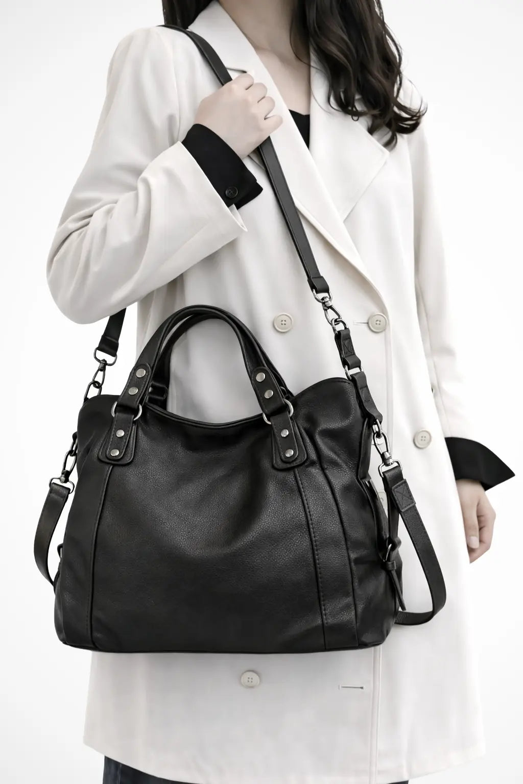 Elowen | Women Stud Detail Shoulder Bag TARHUS