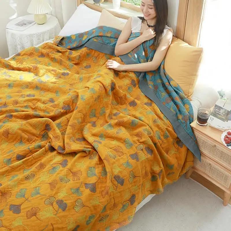 Ginkgo Leaf Pattern Cotton Reversible Quilt - TARHUS