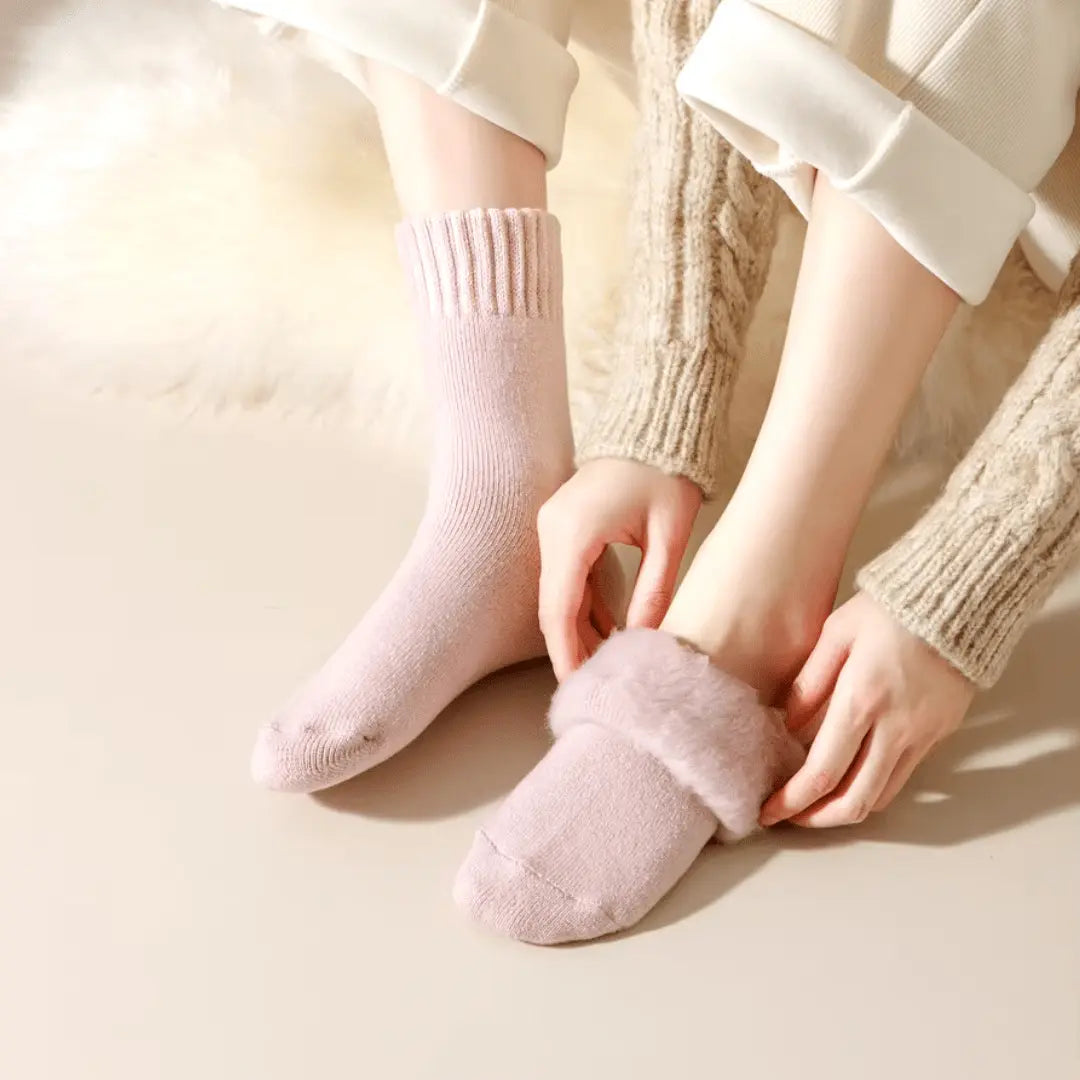 The Fleece Socks – Ultra-Soft Thermal Lounge Socks for Women & Men - TARHUS