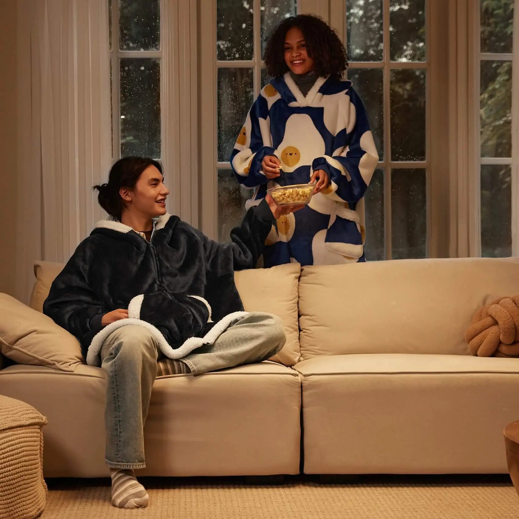 Sherpa Fleece Zippered Short Wearable Blanket Hoodie - TARHUS