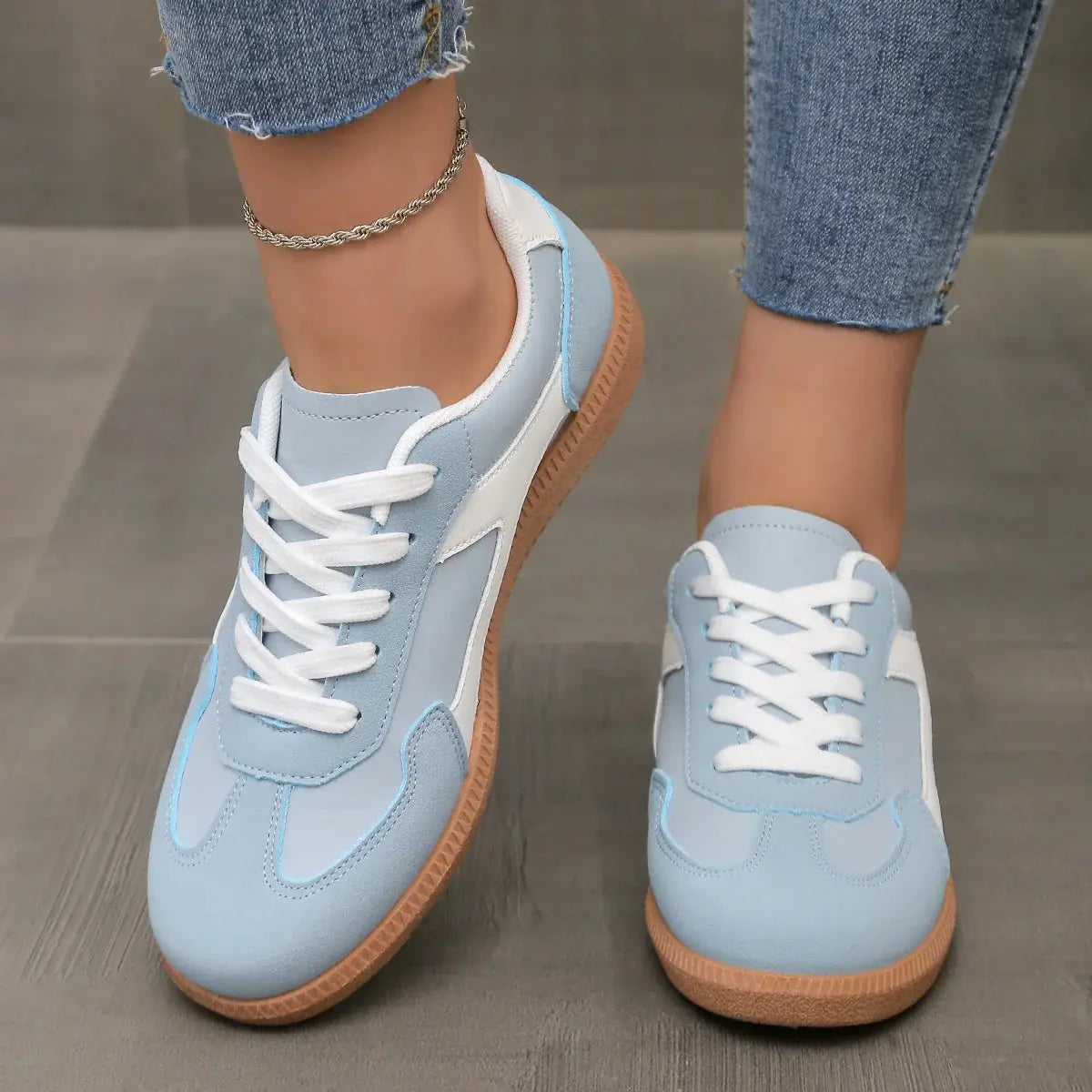 Livia | Lifestyle Sneakers – Vintage Leather Low-Top Shoes for Womena TARHUS  Women's Shoes