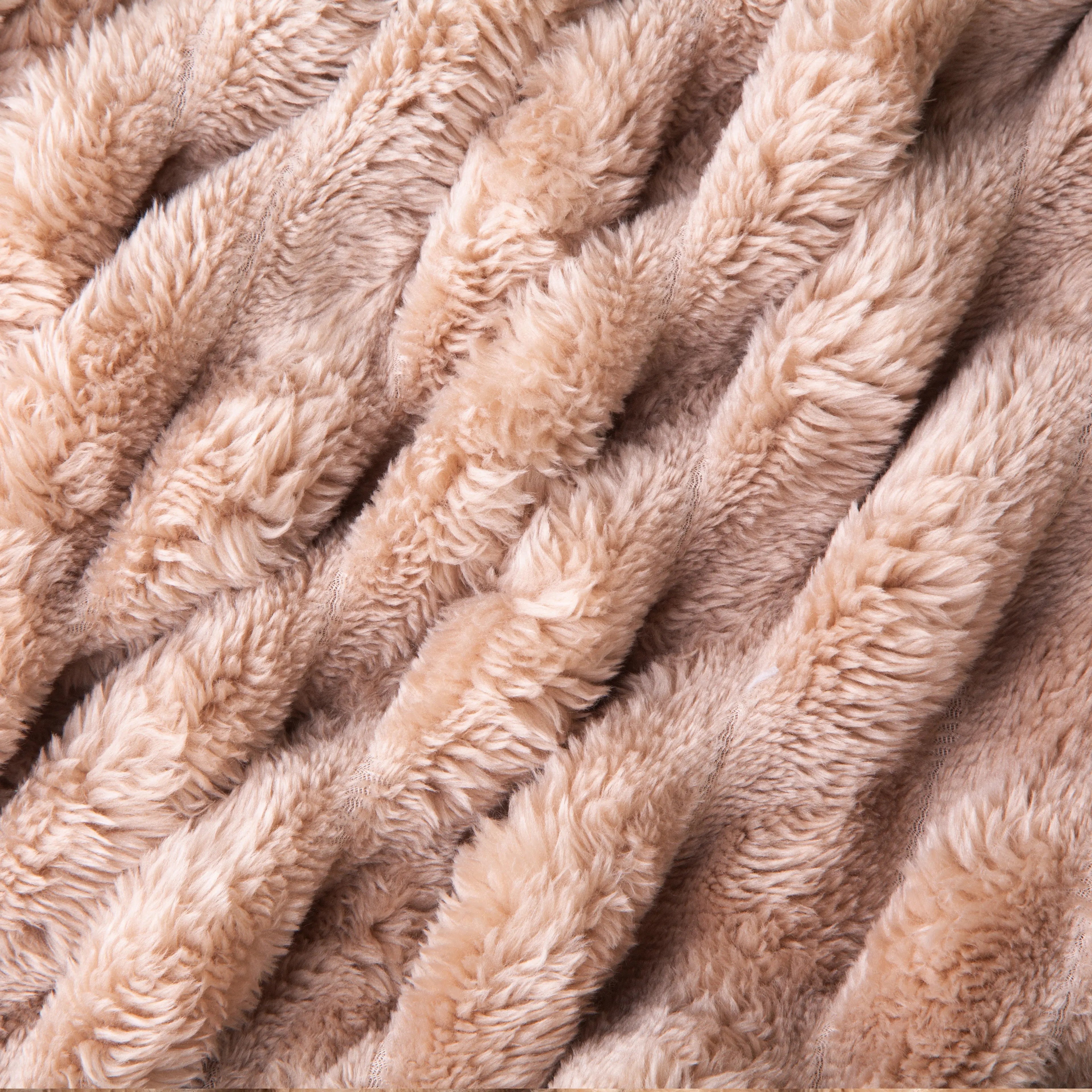 The Fleece Blanket – Ultra-Soft Plush Throw for Bed, Couch & Travel - TARHUS