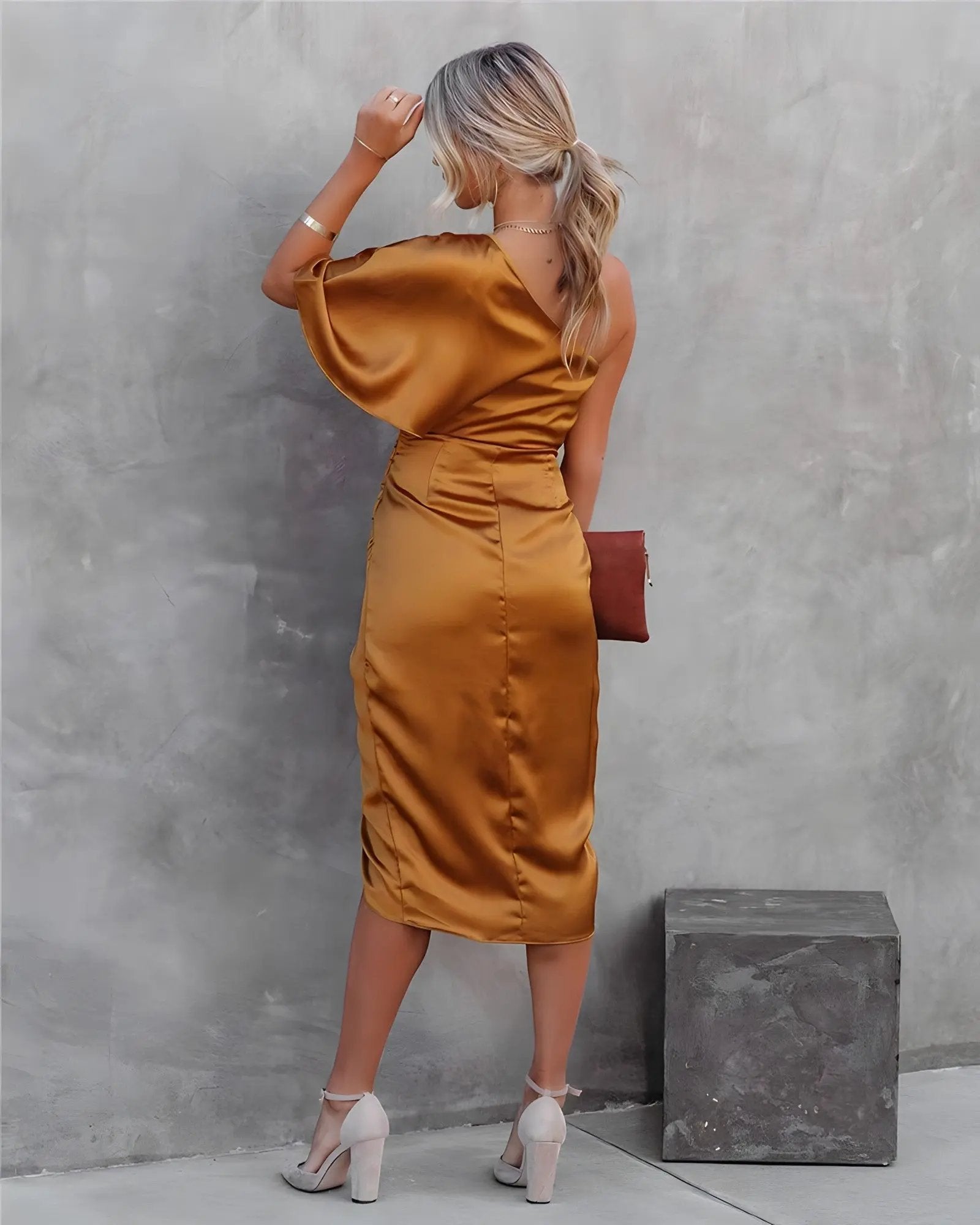 Silk Party Dress – Timeless Elegance & Luxurious Comfort | Suzy TARHUS  Jurken