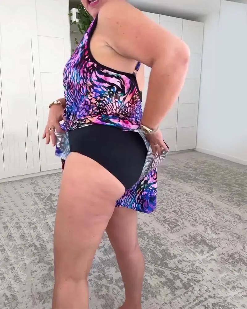 Maribel | V-Neck Swimsuit – One-Piece with Colorful Print, Wireless Bra, Comfortable Fit TARHUS  Swimsuits