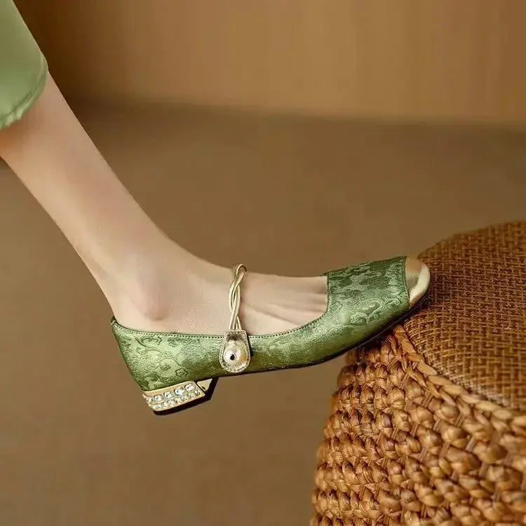 Naila Classic Pointed Toe Pumps – Elegant Women’s Heels - TARHUS