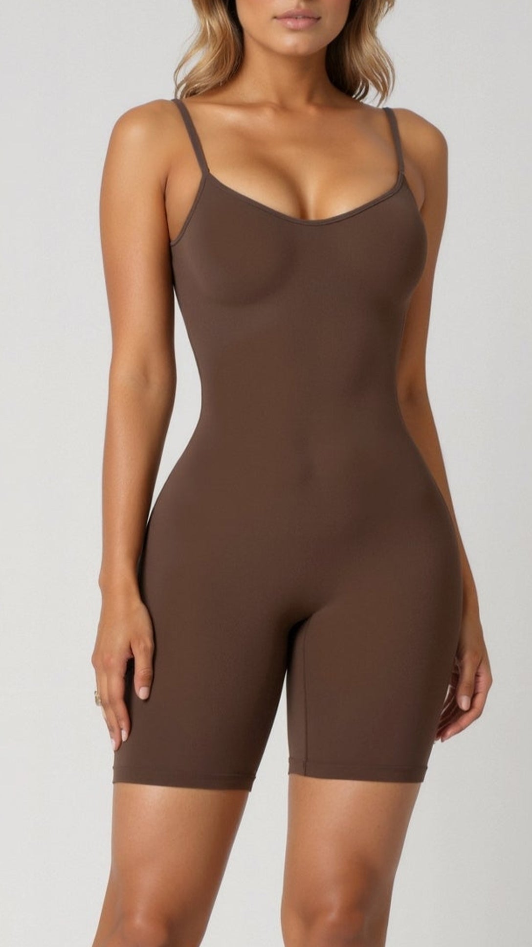 Women's Sleeveless Scoop Neck Mid-Thigh Sculpting Bodysuit TARHUS  Bodysuits